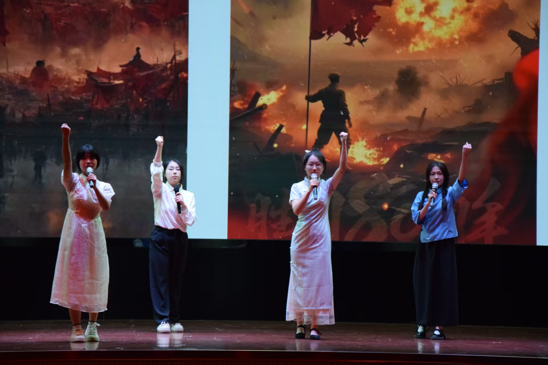 图片3.3 幼教2253 《觉醒年代》。.jpg