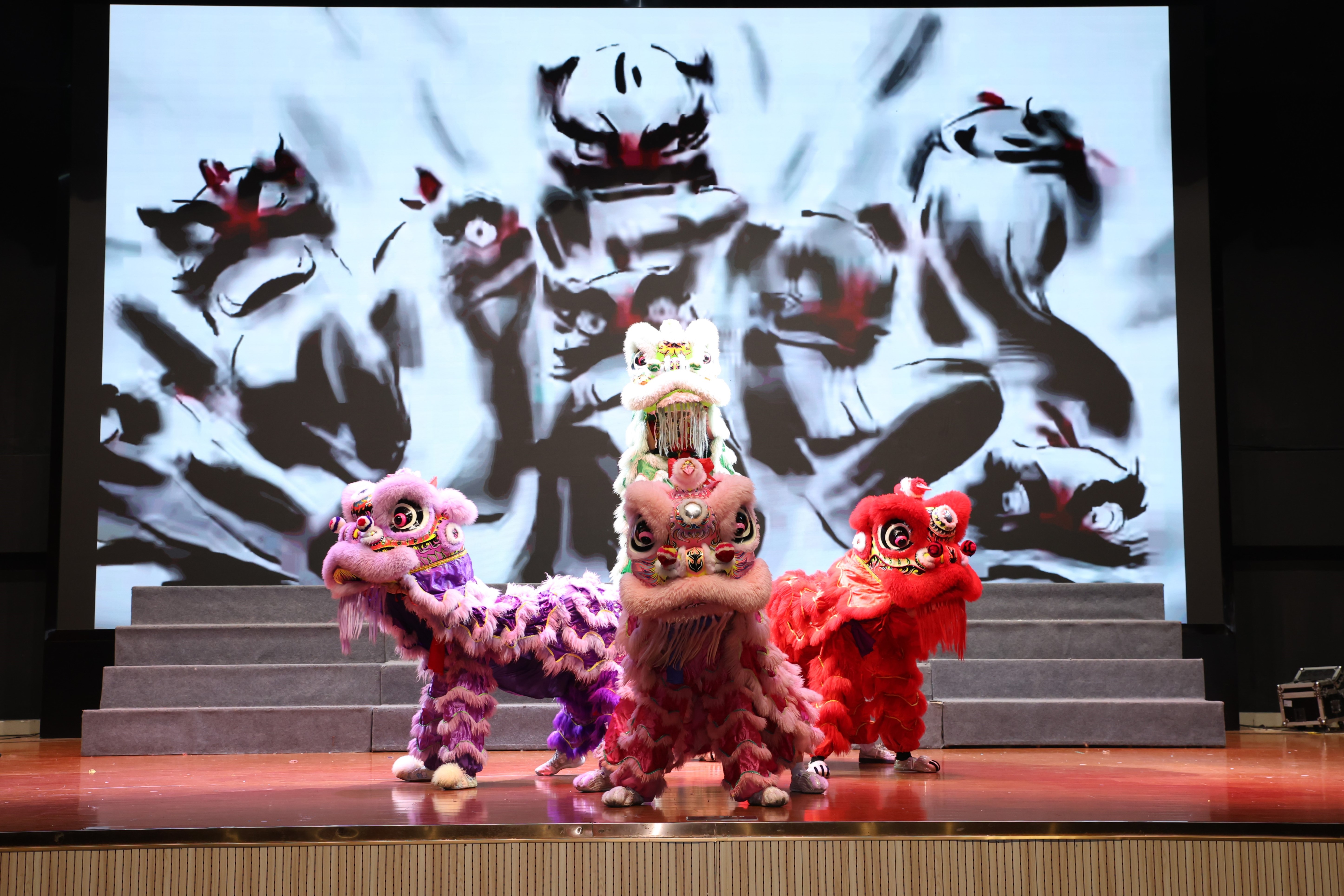 舞狮表演1.jpg 舞狮表演1.jpg