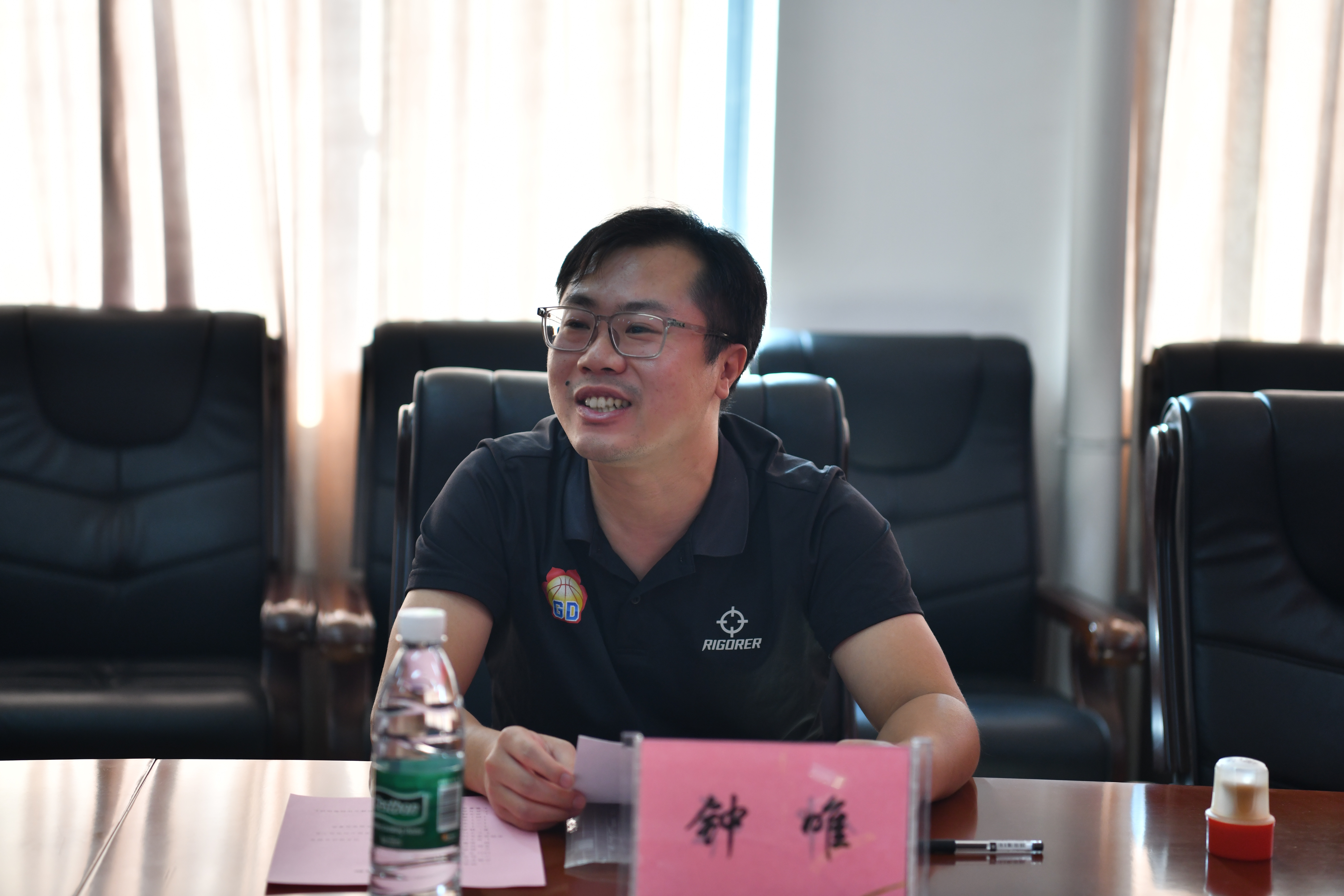图3 钟唯教练致辞(1).JPG 图3 钟唯教练致辞(1).JPG